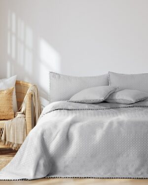DecoKing Prehoz na posteľ Meadore strieborná, 170 x 210 cm